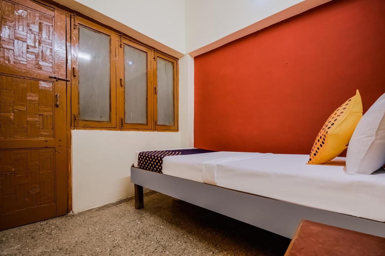 Spot On 65460 Hotel Gulmohar Betūl Buitenkant foto
